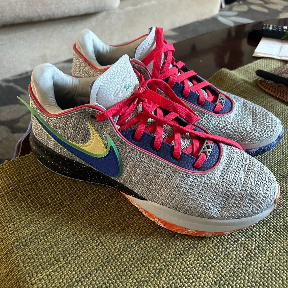 Nike Lebron 20 Lifer